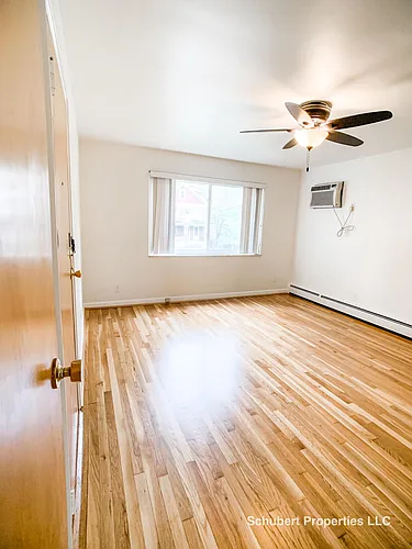 3154 Schubert Ave #2 Photo 1