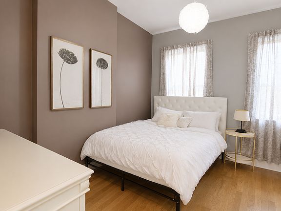 3rd image of 139 Essex St APT 13