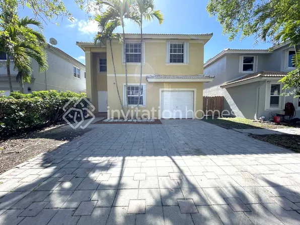 10522 SW 161st Ave, Miami, FL 33196