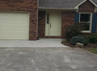 451 Eagle Brook Dr, Knoxville, TN 37923