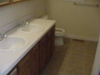 3rd image of 1809 206th St SW