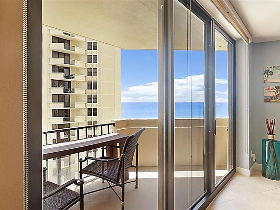 5th image of 2800 N Ocean Dr #B-9d