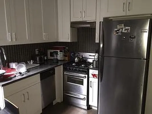 Rented by Loom Group | media 30