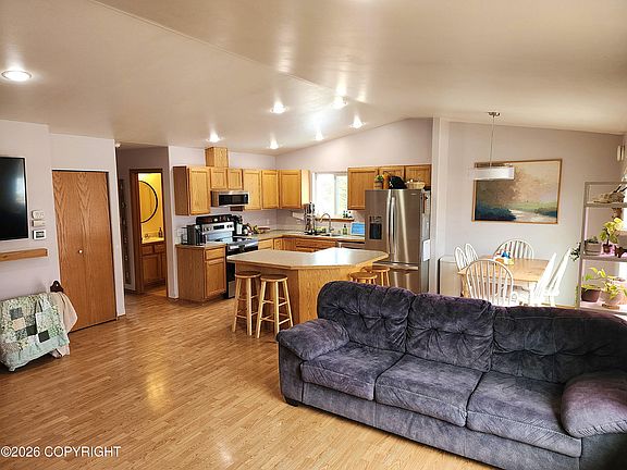 5th image of 2310 Beaver Lake Dr