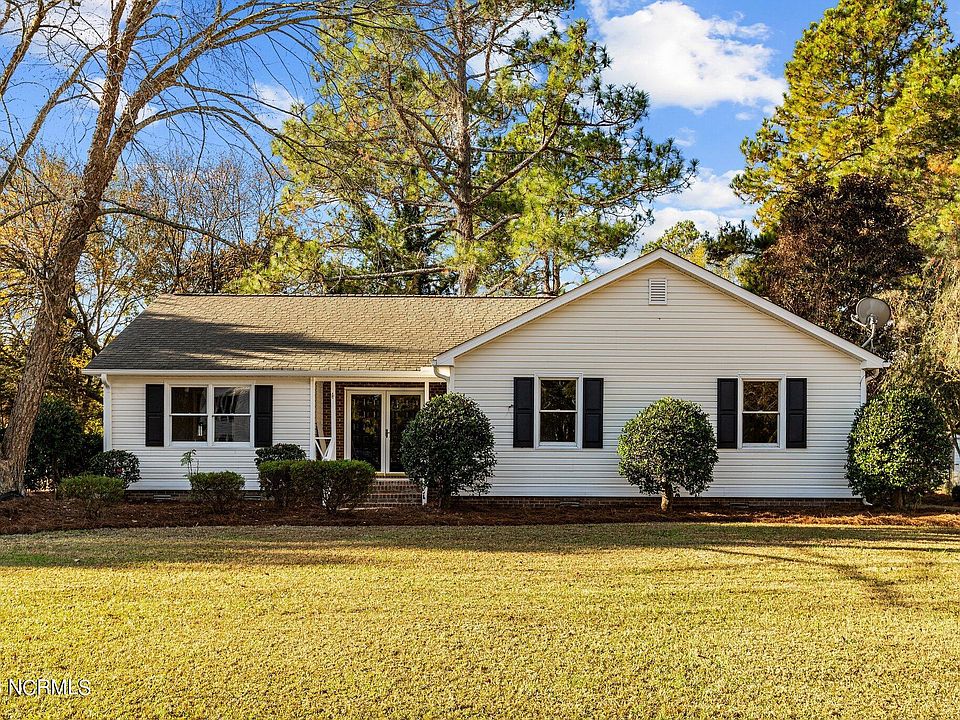 1st image of 403 Harell Street