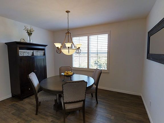 3rd image of 25645 Elmwood Ln