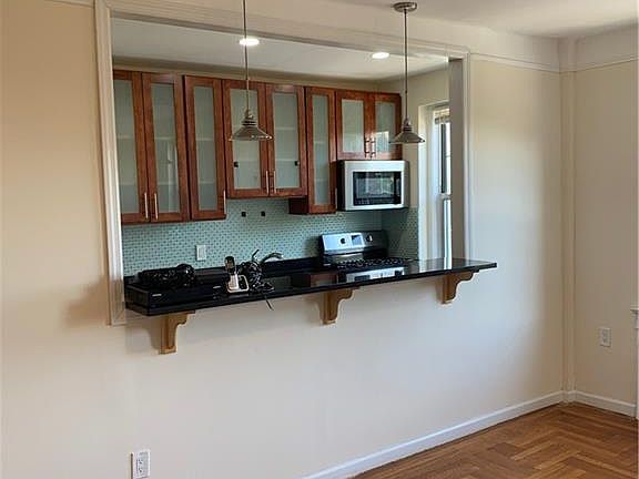 4th image of 1 S Broadway APT 2A