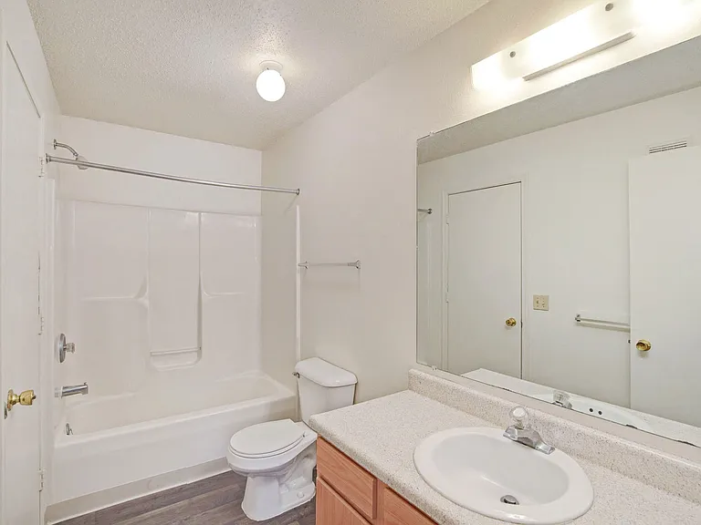 900 West Townhomes — Photo 37