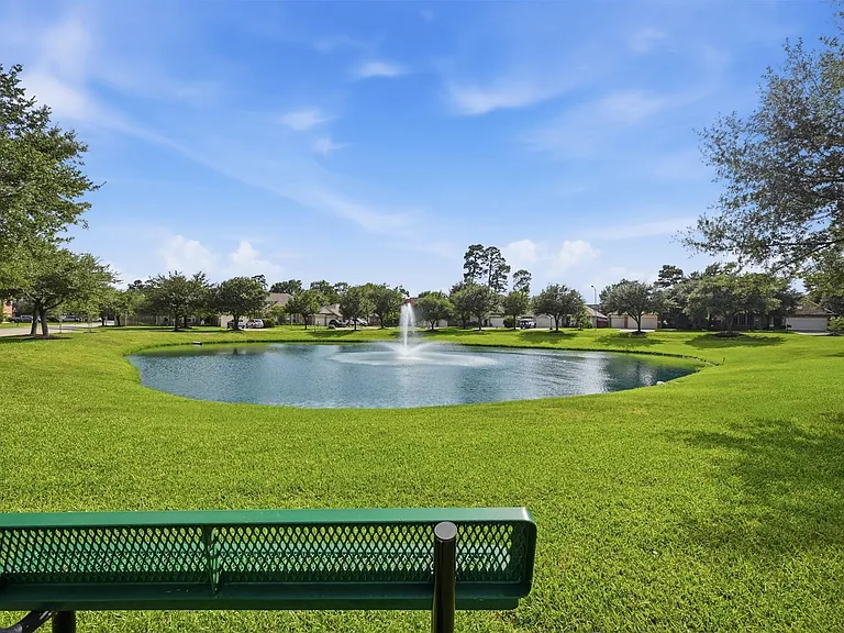 25203 Oak Villa Dr — Photo 46