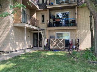 10440 S Mayfield Ave #3B, Oak Lawn, IL 60453