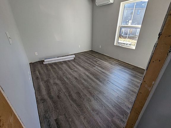 3rd image of 151 Sunburst Villa Dr #151
