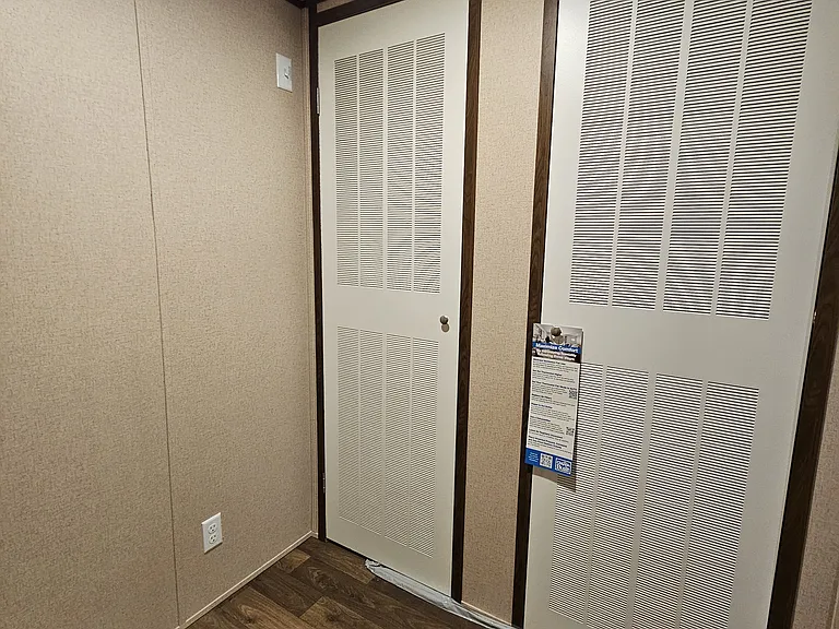 525 Kelly Rd #3 — Photo 3