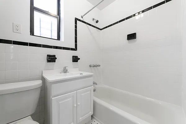 Rented by MNS | media 13