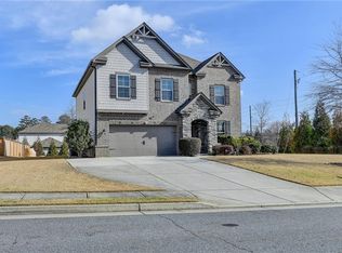 4111 Woodward Walk Ln, Suwanee, GA 30024