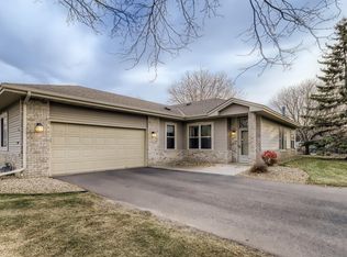 15116 Everleigh Cir, Rosemount, MN 55068