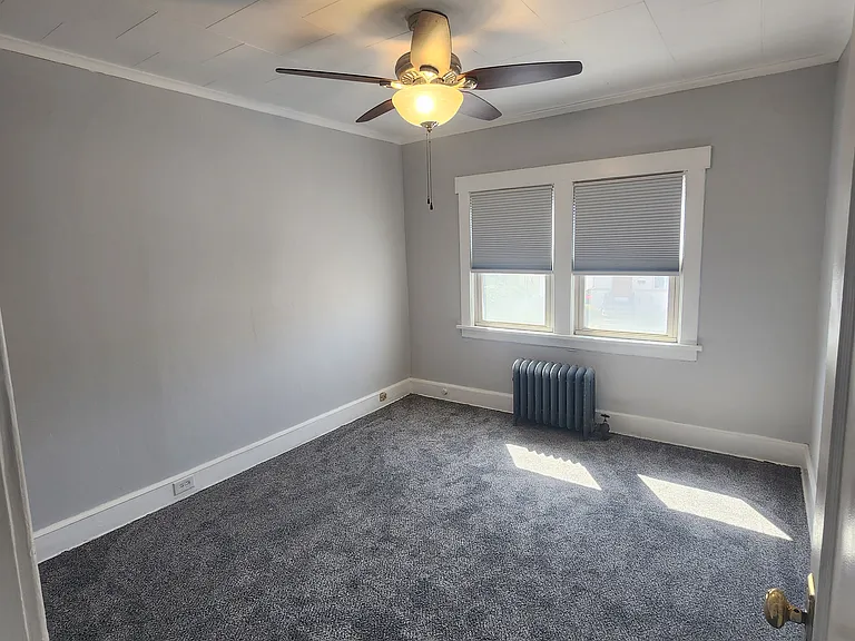 23 Park Ave #2 — Photo 3