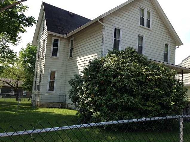 2nd image of 305 6th Ave