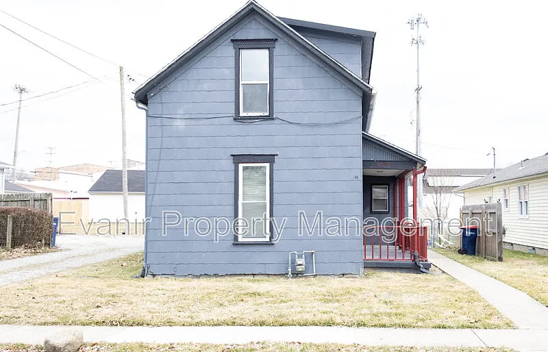 3 bed, 1.0 bath, 1118 sqft, $1,175 — Photo 2