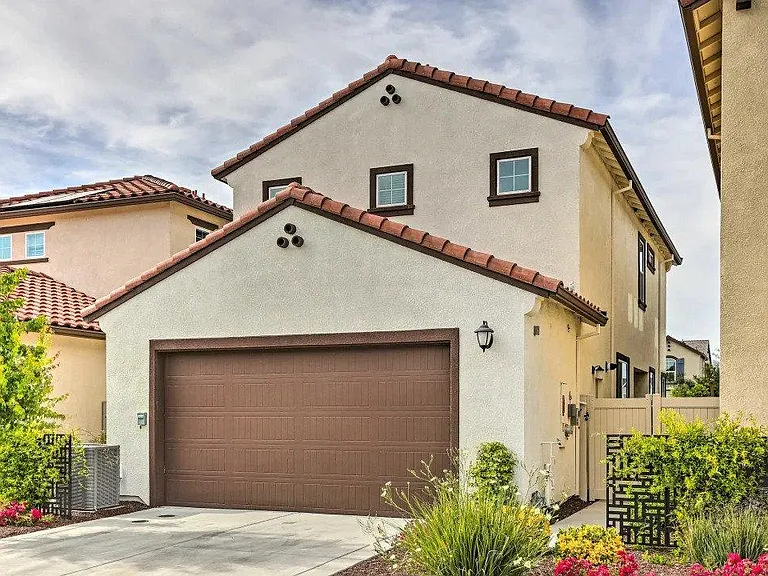 8847 Crimson Ridge Way — Photo 25