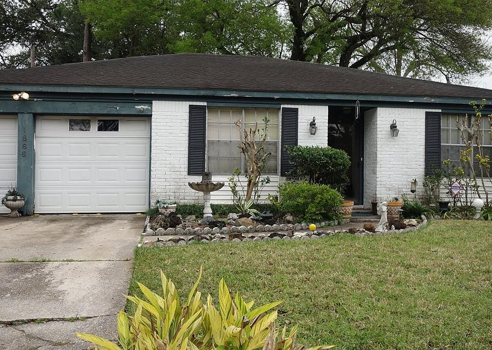 1st image of 11866 S Evelyn Cir