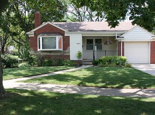 1995 Sheffield Rd, Birmingham, MI 48009