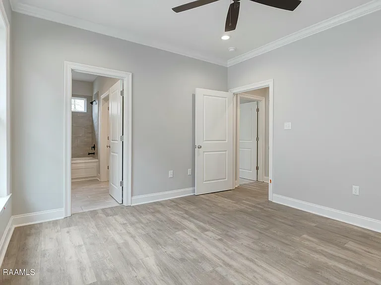 107 Alpine Dr — Photo 11
