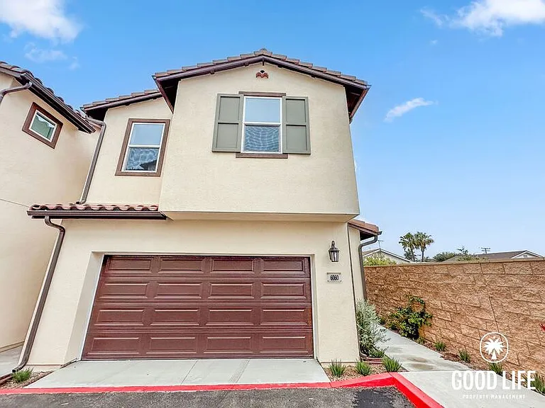 6060 Angela Ct — Photo 35