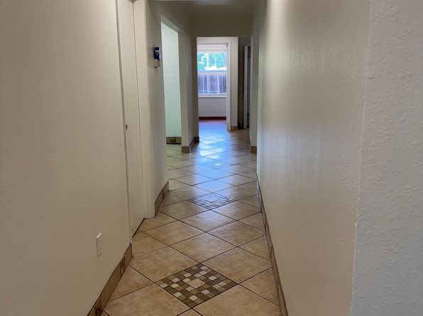 3822 Scamman Ct