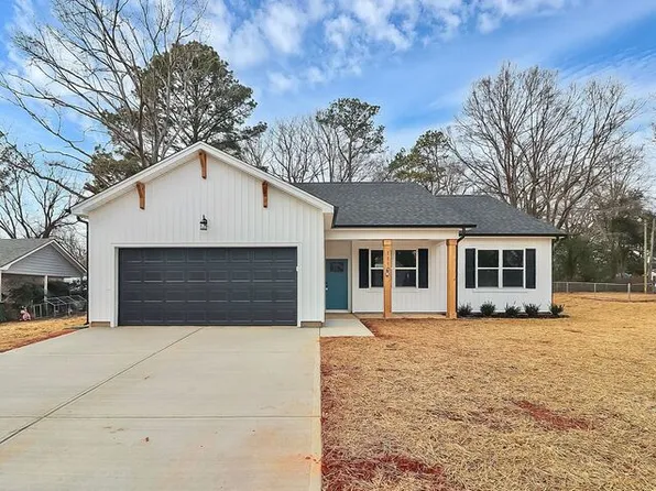 1110 Harvard St, Monroe, NC 28112