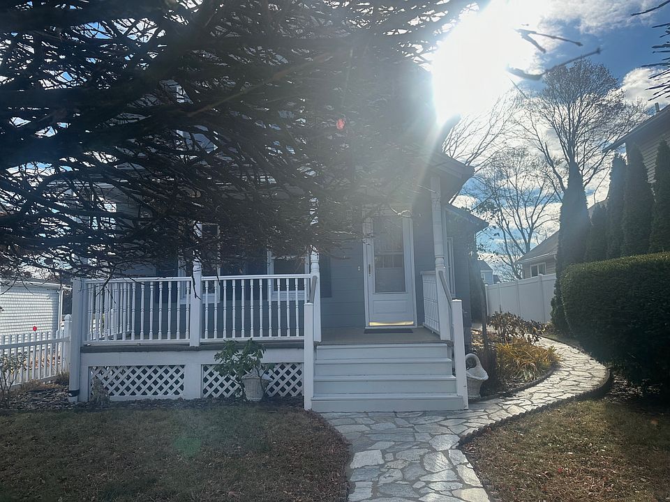 Front walkway/door