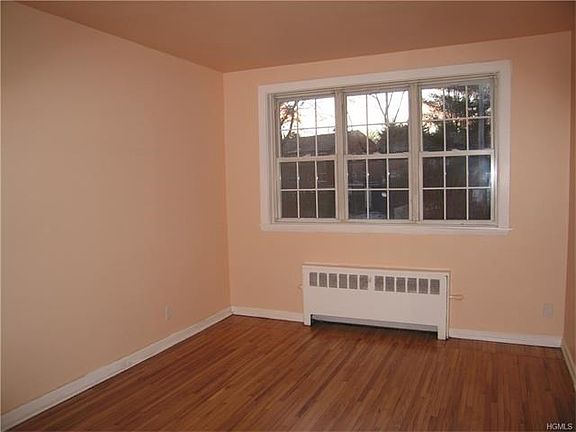 3rd image of 17 Fieldstone Dr APT 202