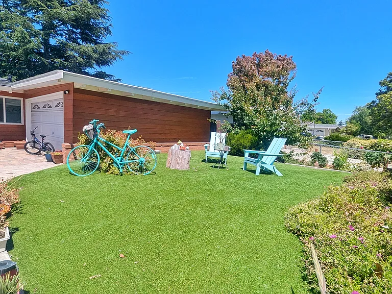 735 Lakewood Dr — Photo 16