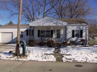 307 S 3rd St, Centerville, IN 47330