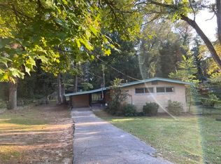 691 Pine Valley Rd SW, Mableton, GA 30126