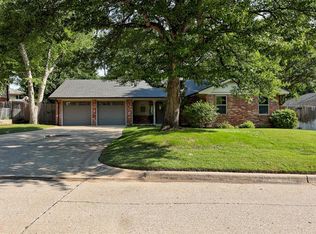 1609 Chestnut Ln, Norman, OK 73072