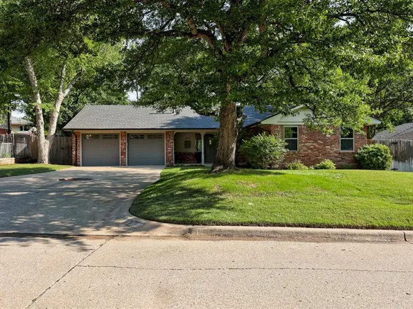 1609 Chestnut Ln, Norman, OK 73072