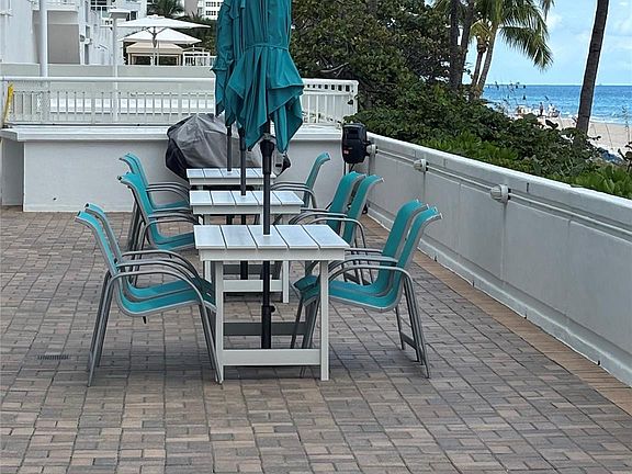 4th image of 3430 Galt Ocean Drive #102