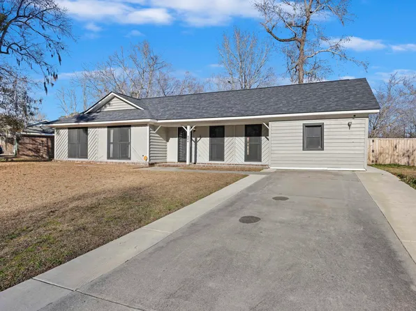 504 Temple Rd, Ladson, SC 29456