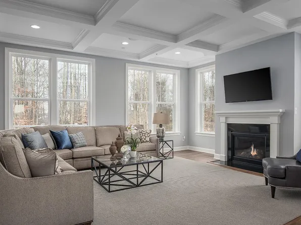 8606 Sycamore Springs Way, Manassas, VA 20112