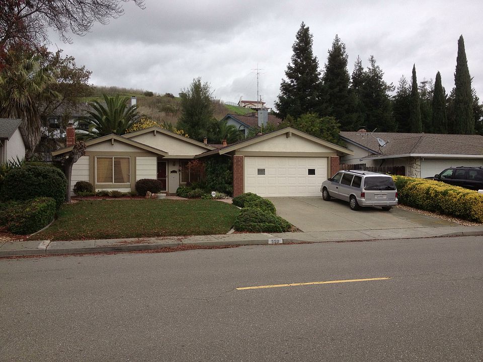 1st image of 550 Marigold Dr