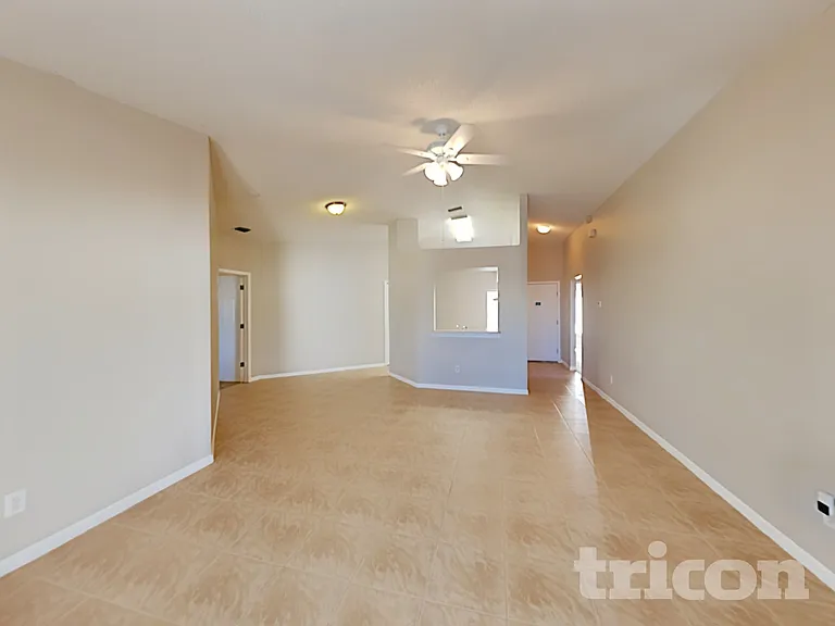 13232 Prestwick Dr — Photo 4