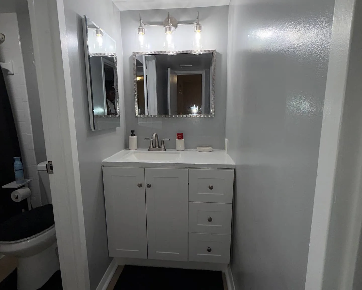 1 bed, 1.5 bath, 934 sqft, $2,500 — Photo 1