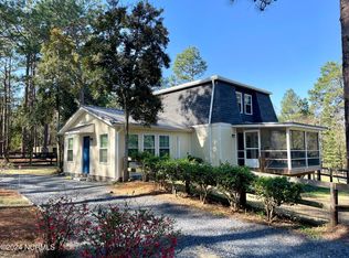 150 Merry Mock Hill Rd, Southern Pines, NC 28387