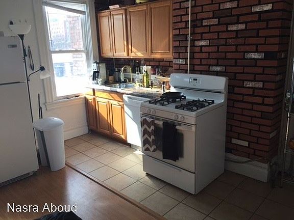 3rd image of 2126 E Carson St #6990520