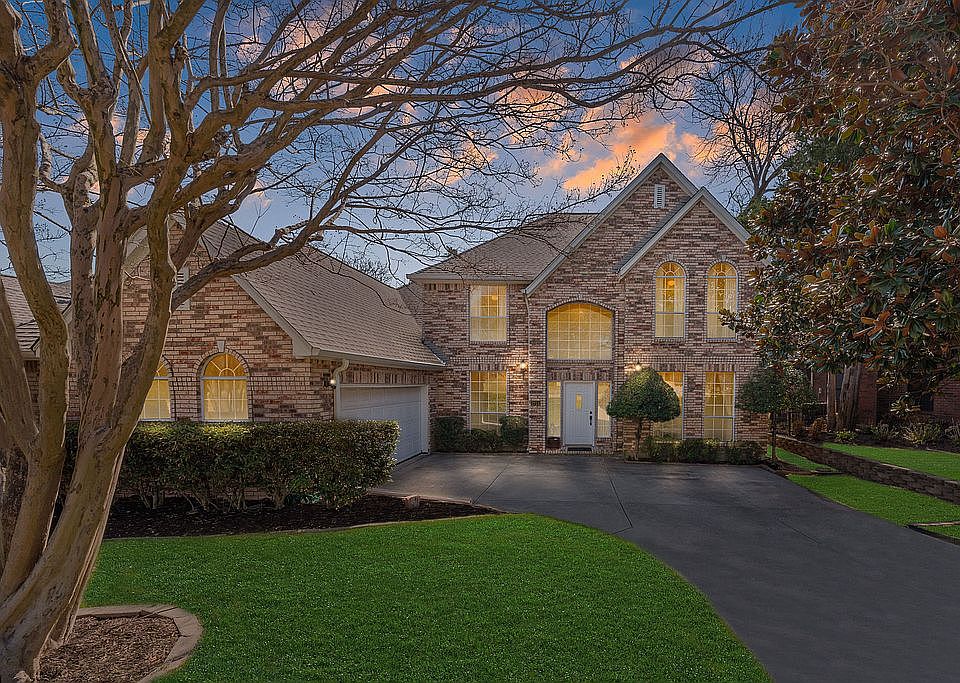 1st image of 2711 Brookside Ln