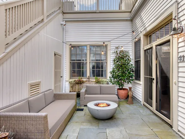 41 Church St, Sag Harbor, NY 11963