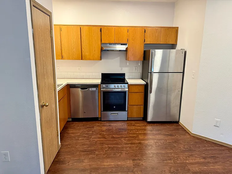 #170-5520 N. Missouri Ave. — Photo 3