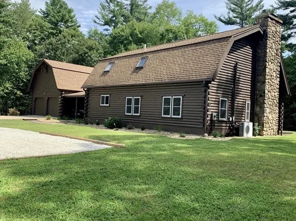 273 Lake St, Bellingham, MA 02019