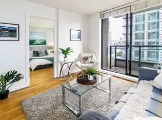 1295 Richards St #1906, Vancouver, BC V6B 1B7