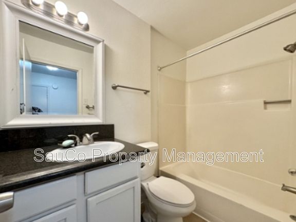 5th image of 5552 SW Beaverton Hillsdale Hwy